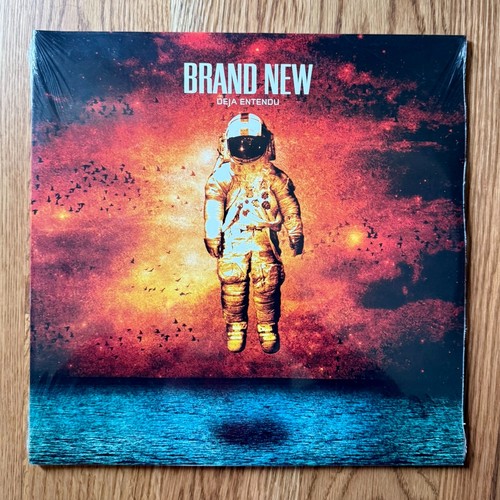 Bar code brand new deja - code*, "deja